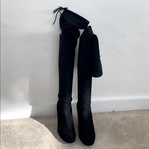 Over the knee Suede boots